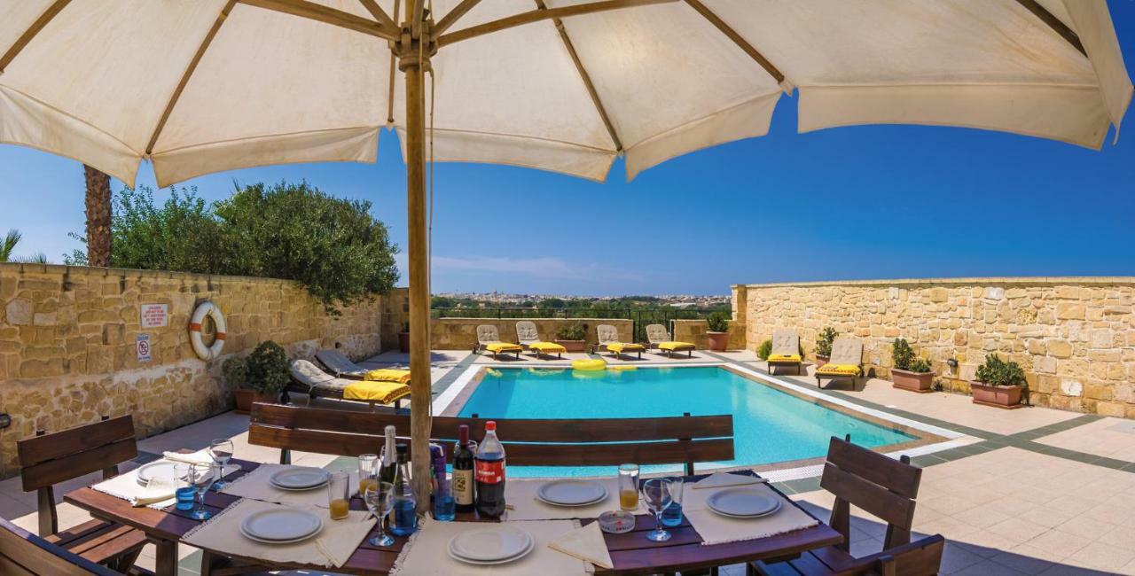 Villa Blueberry Hills Żejtun Exterior foto